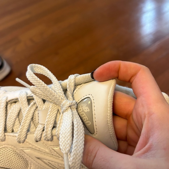 New Balance 9060 - Picture 7 of 7